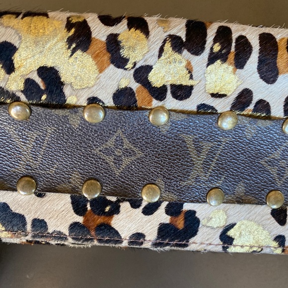 Refurbished Louis Vuitton wallet wristlet - Picture 2 of 7